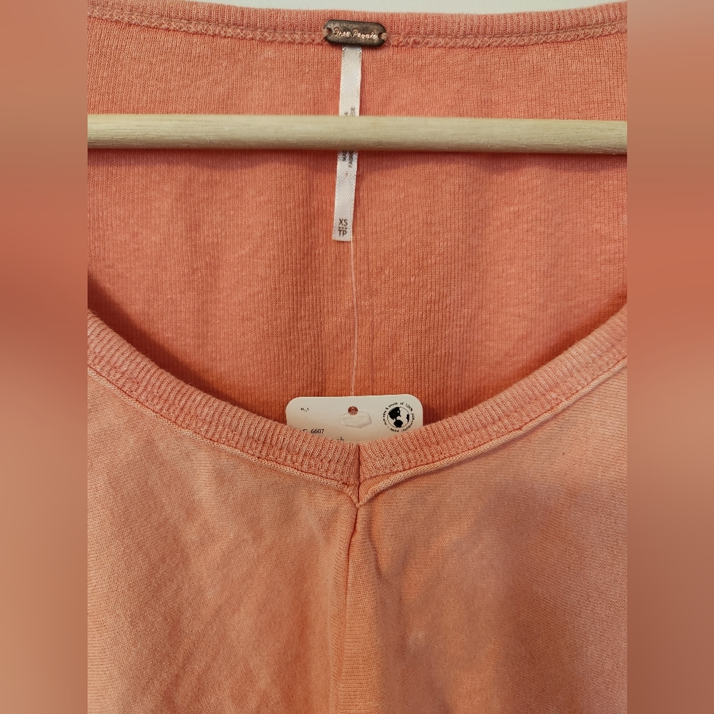 NWOT Free People Ruffle Top Peach Color - Picture 2 of 6